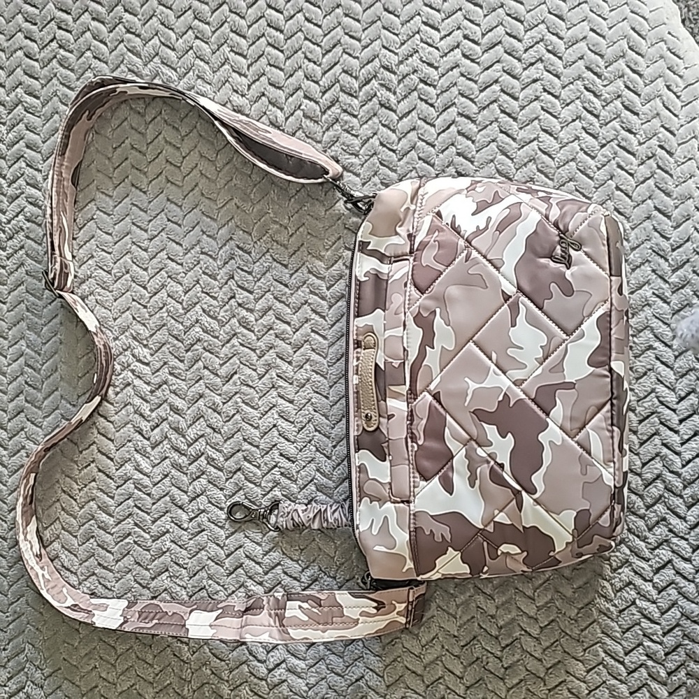 Lug Camo Crossbody